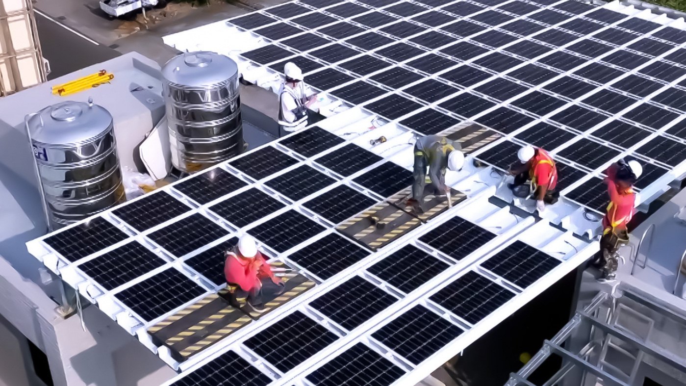 z6尊龙(中国有限公司)-官方网站打造光電建築一體化整合建材，開發SunSteel光電整合型浪板，實現快速安裝、避免二次施工，讓屋頂光電躍升未來建物新標配。